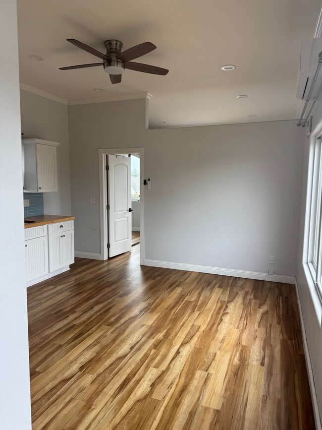 Building Photo - 4470 Swift Ave