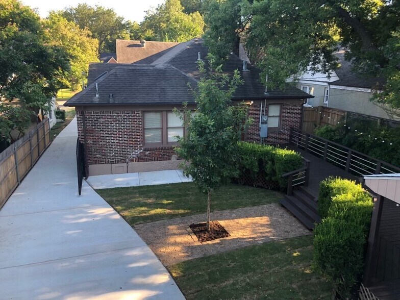 Building Photo - 807 Thomasson Dr