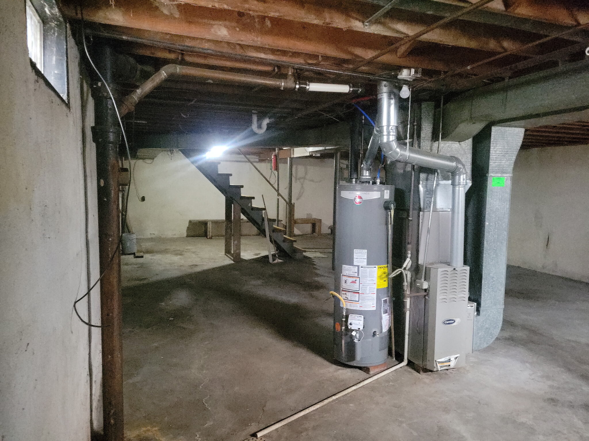 Basement utilities - 5500 Sterling Dr