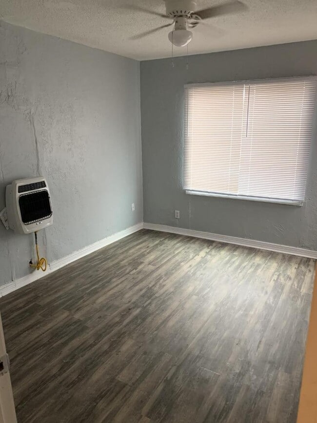 Building Photo - 512 Morrison Ave