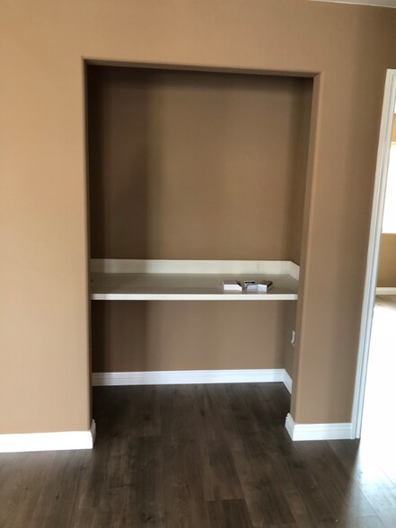 Building Photo - 3604 Hazard Ave