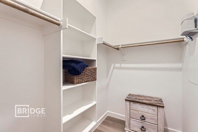 Building Photo - CORTLAND PLAN