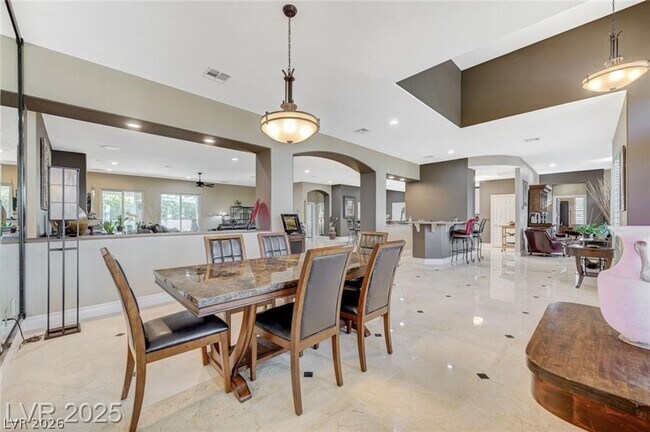 Building Photo - 2101 Grand Island Ct