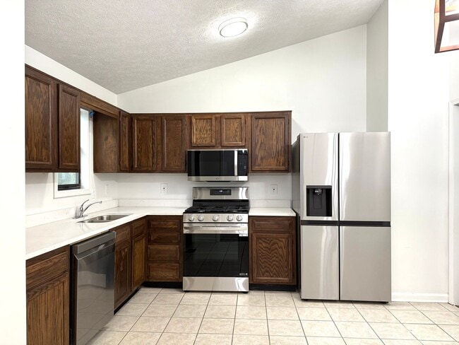 Building Photo - RENOVATED!!!!Great Location with Desirable...