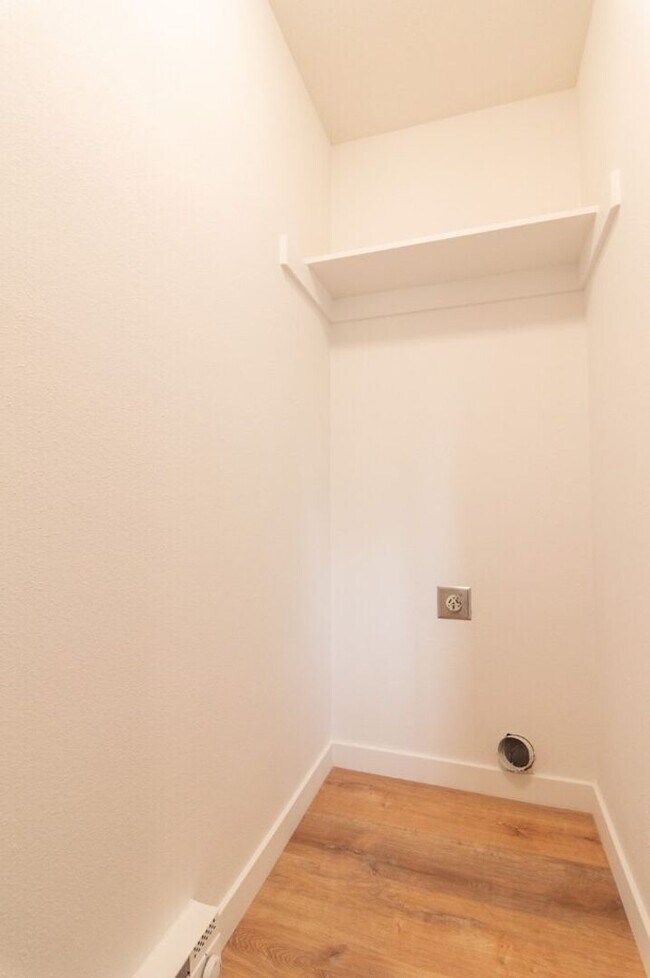 Building Photo - 506-510 SE 46th Ave