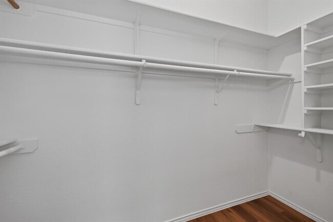 Building Photo - 17213 Bushmills Rd