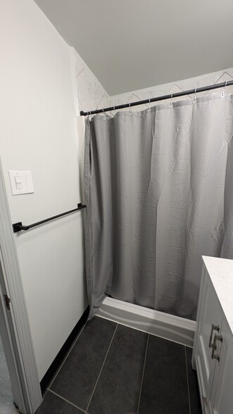 Bathroom - 5414 2nd Ave
