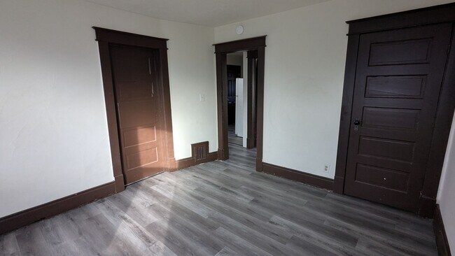 Building Photo - Atlas Investment Group, LLC (403 Spicer St)