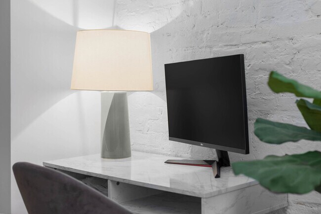 Building Photo - 354 Bowery-SI ID1035000P