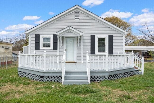 Building Photo - Inman Charm: Walk to Downtown! Cozy 2-Bed ...