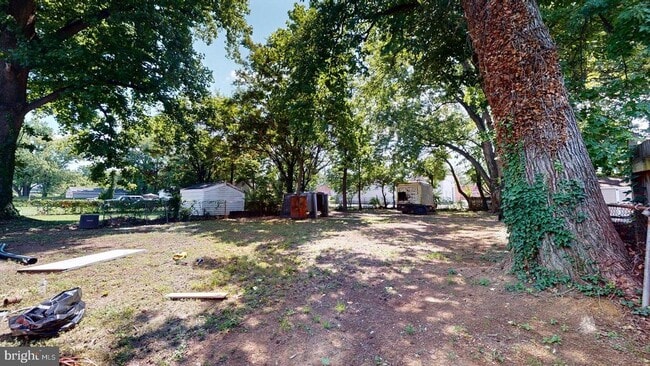 Building Photo - 3417 Allison St