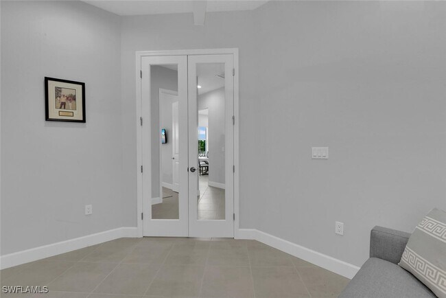 Building Photo - 7124 Saona CT