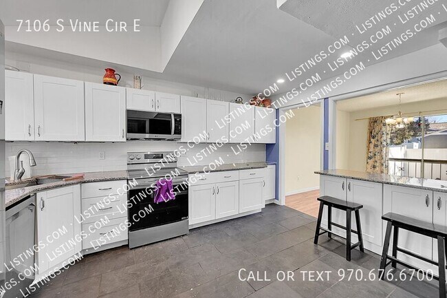 Building Photo - 7106 S Vine Cir E