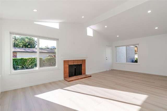 Building Photo - 9551 Gierson Ave