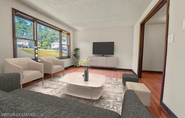 Building Photo - 15 Sunnyside Ln