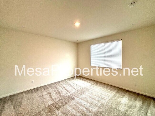 Building Photo - 12594 Ava Loma St