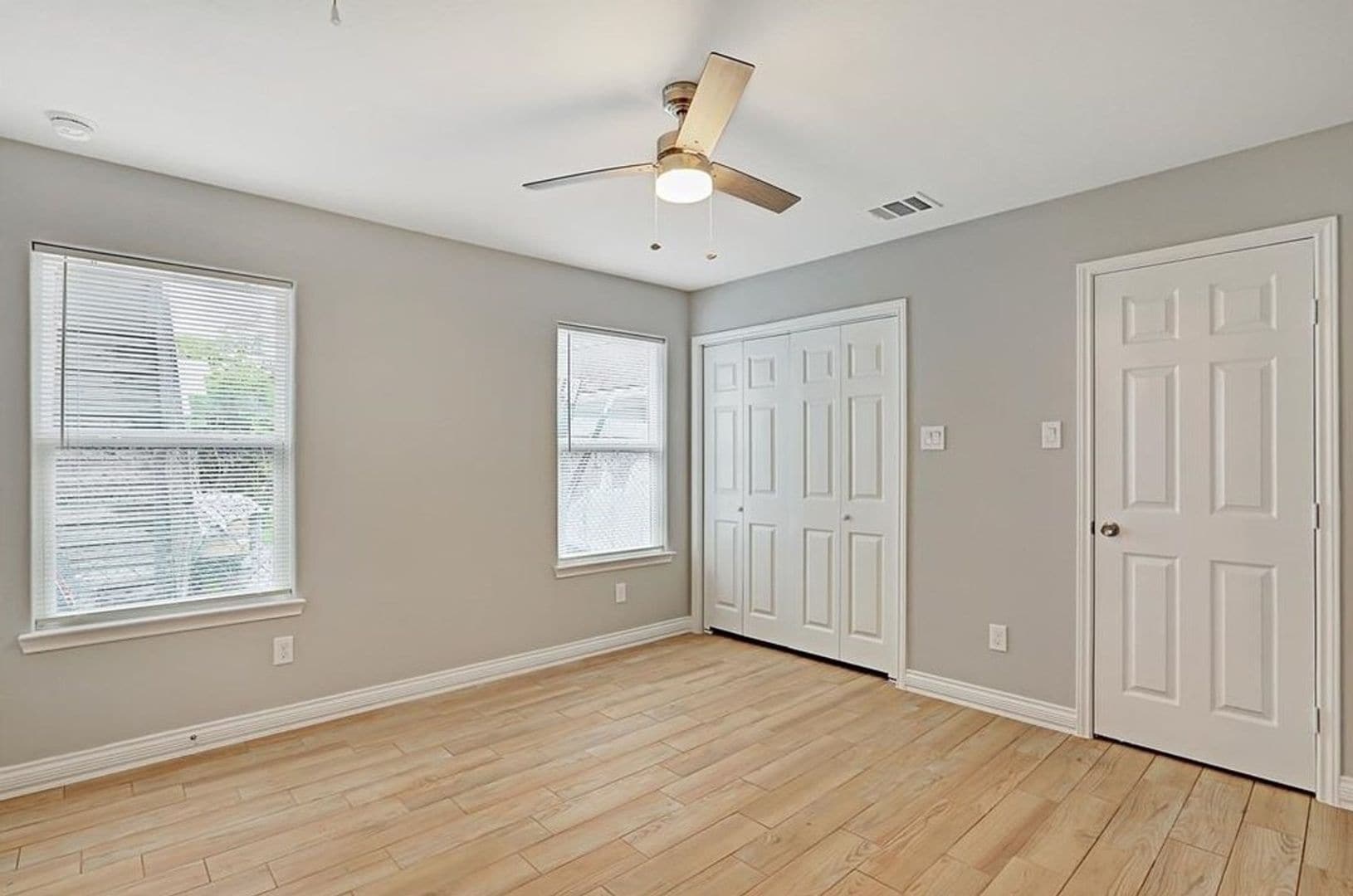 Building Photo - 5217 Sherman St