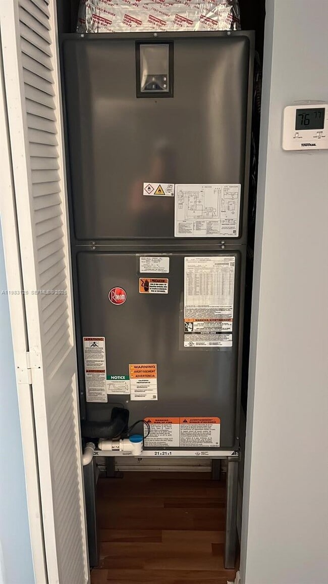 Building Photo - 16424 SW 73rd Terrace