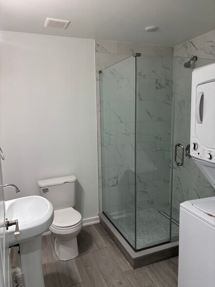 Building Photo - 2222 N 17th St