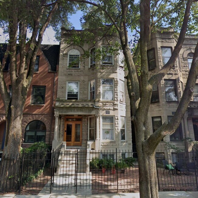 Building Photo - 1132 W. Wrighwood