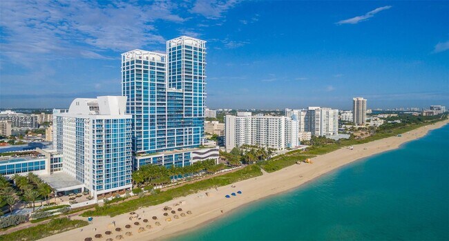 Building Photo - 6801 Collins Ave