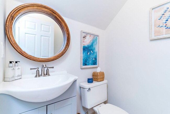 Building Photo - 4198 St Lukes Ln