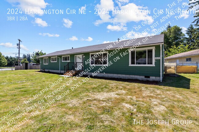 Building Photo - 2024 Harrington Cir NE