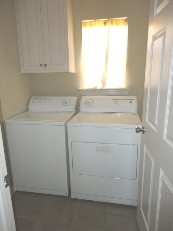 Building Photo - Shenandoah area 3BR/2BA house with dbl garage
