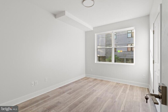 Building Photo - 3938 Haverford Ave