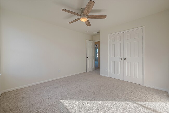 Building Photo - 3806 Granite Springs Ln