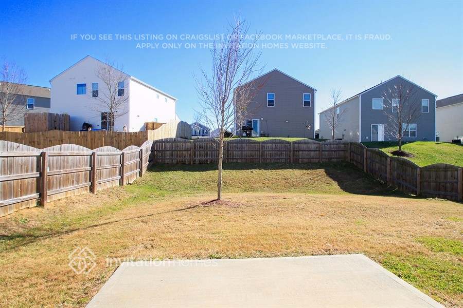 Building Photo - 2406 Ferdinand Dr