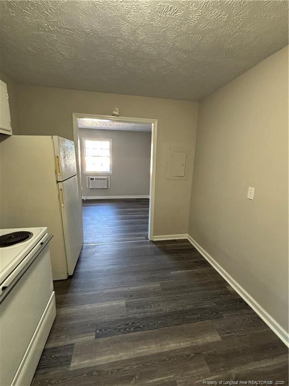Building Photo - 6443 Applecross Ave