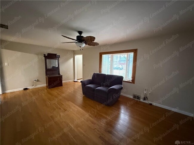 Building Photo - 217 Wolf Ave