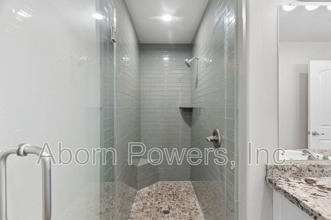 Building Photo - 2760 Coloma St