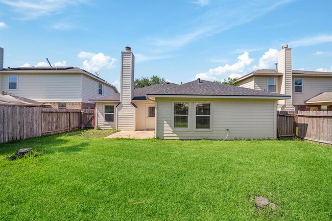 Building Photo - 16627 Sperry Gardens Dr