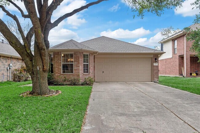 Primary Photo - 2622 Autumn Springs Ln