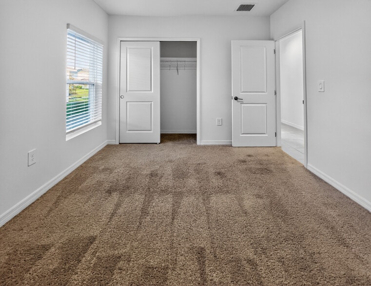 Building Photo - 3917 Southern Vista Loop