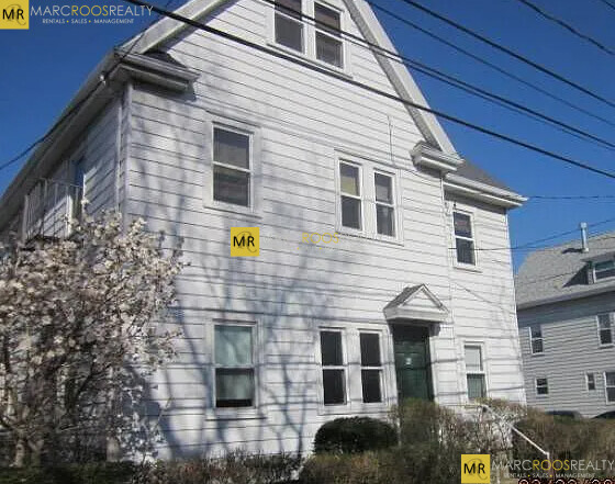 Building Photo - 24 Shepard St