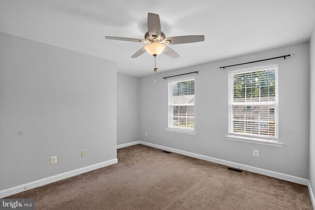 Building Photo - 48262 Easton Ct