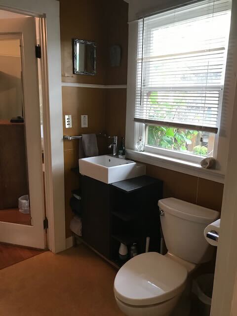 Building Photo - 4112 SE 24th Ave