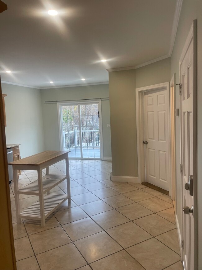 Kitchen - 54 Allerton St