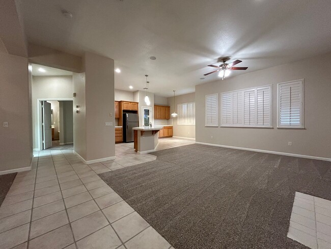 Building Photo - Senior Community for those 55+ Large 2 bed...