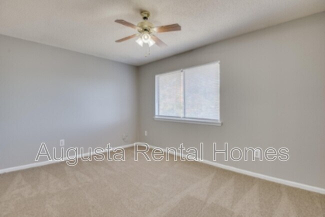 Building Photo - 2449D Jennings Road