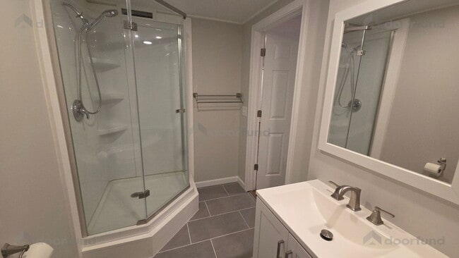 Building Photo - 62 Constitution Dr