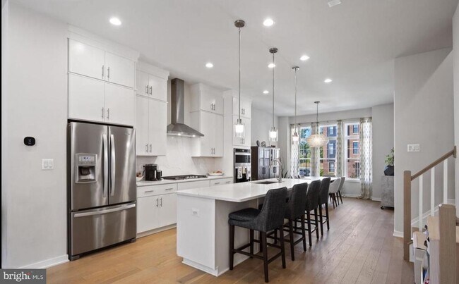 Building Photo - 22143 Penelope Heights Terrace