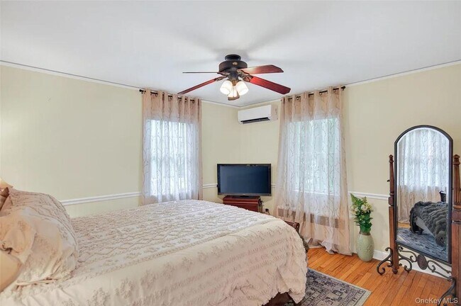 Building Photo - 23 Cobey Terrace