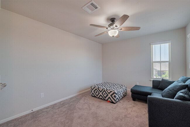 Building Photo - 10914 Webber Ln