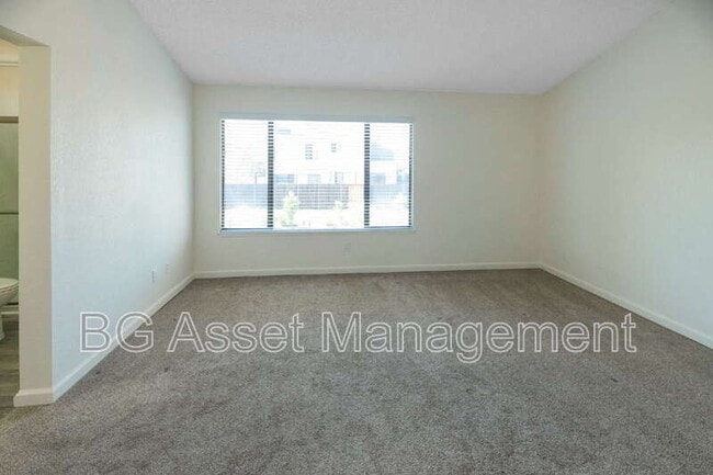 Building Photo - 238 Cinnabar Way