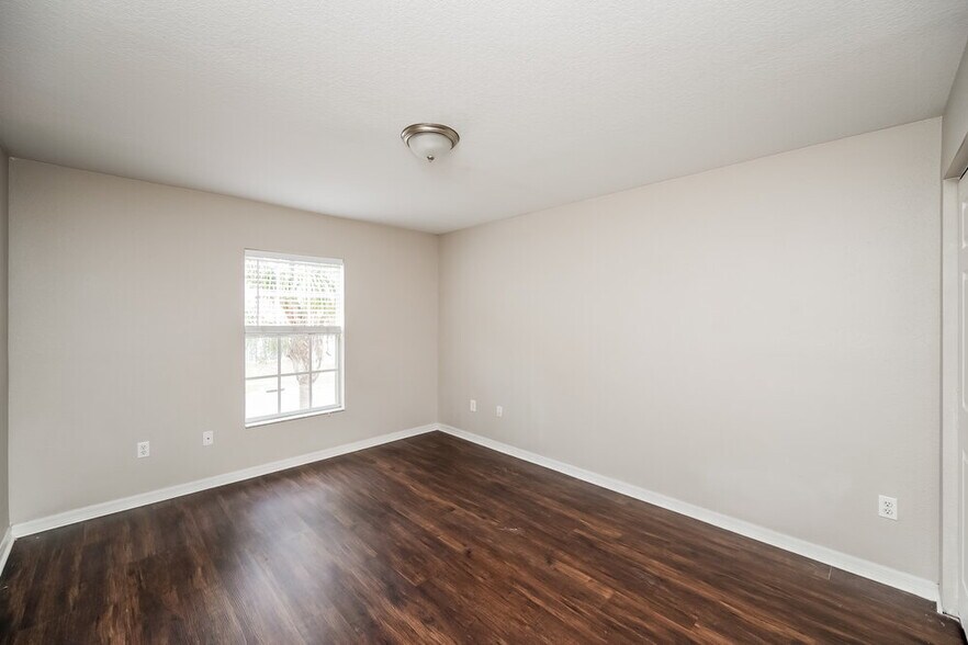 Building Photo - 17006 Torvest Ct