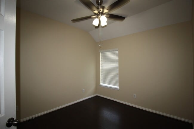 Building Photo - 7038 Cornflower Ln